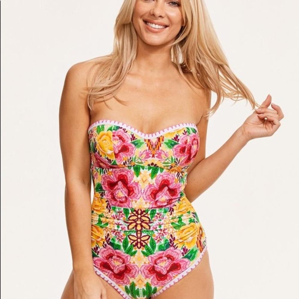 Fig leaves Frida floral swimsuit with full bra support 36G